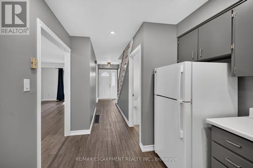 2 - 199 York Road, Hamilton, ON - Indoor Photo Showing Other Room