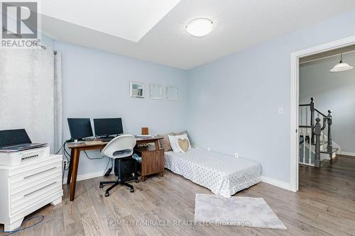39 Washburn Drive, Guelph, ON - Indoor Photo Showing Bedroom