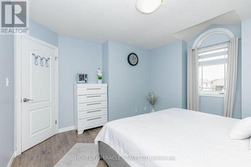 39 Washburn Drive, Guelph, ON - Indoor Photo Showing Bedroom