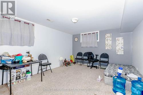 39 Washburn Drive, Guelph, ON - Indoor