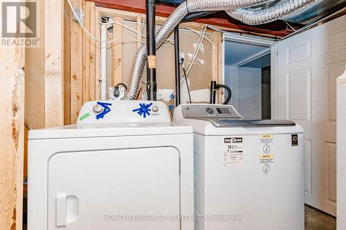 39 Washburn Drive, Guelph, ON - Indoor Photo Showing Laundry Room