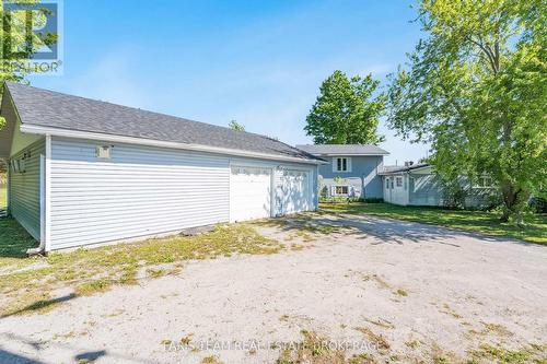 1008 Rainbow Valley Road W, Springwater, ON - Outdoor
