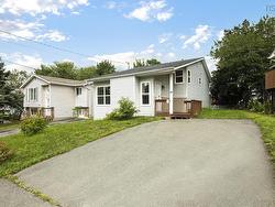 14 Noria Crescent  Sackville, NS B4E 2L9