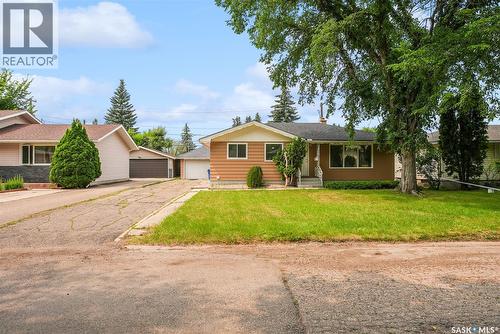 96 Marsh Crescent, Regina, SK - Outdoor With Facade