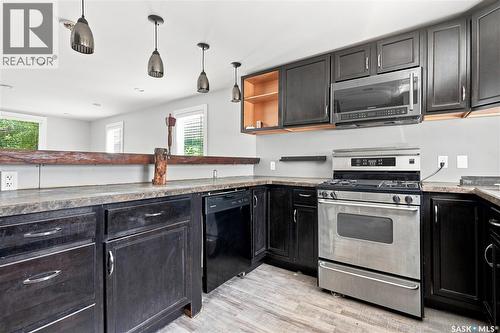 215 26Th Street W, Saskatoon, SK - Indoor Photo Showing Kitchen
