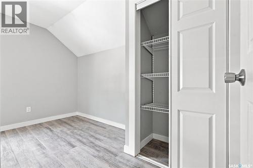 215 26Th Street W, Saskatoon, SK - Indoor Photo Showing Other Room