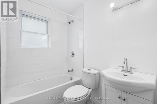 871 Notre Dame Street, Clarence-Rockland, ON - Indoor Photo Showing Bathroom