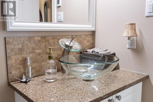103 Borealis Crescent, Ottawa, ON - Indoor Photo Showing Bathroom