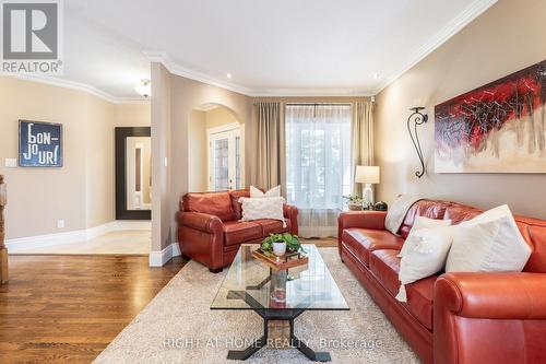 103 Borealis Crescent, Ottawa, ON - Indoor Photo Showing Living Room