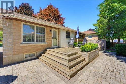 35 Varadi Avenue, Brantford, ON - Outdoor