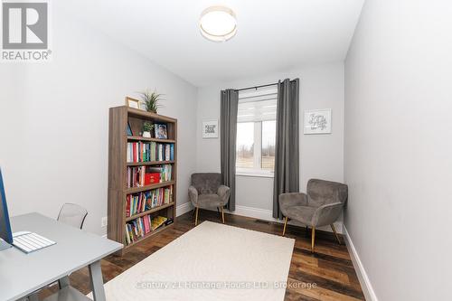 Main Floor Office - 856 Lorraine Road, Port Colborne (Sherkston), ON - Indoor Photo Showing Other Room