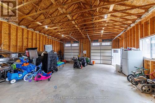 Workshop 30'x60' - 856 Lorraine Road, Port Colborne (Sherkston), ON - Indoor Photo Showing Garage