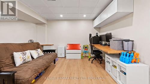 17 Jackson Court W, Welland (N. Welland), ON - Indoor