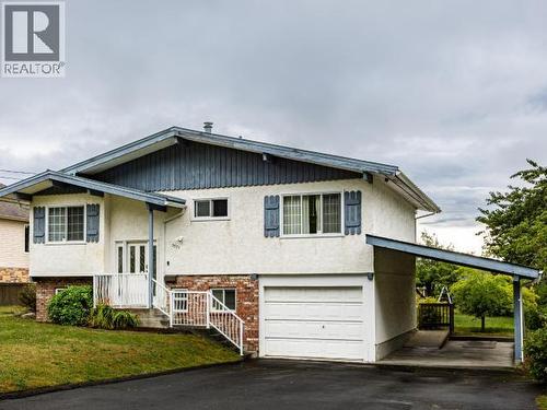 3571 Mackenzie Ave, Powell River, BC - Outdoor