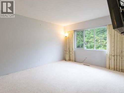 3571 Mackenzie Ave, Powell River, BC - Indoor Photo Showing Other Room