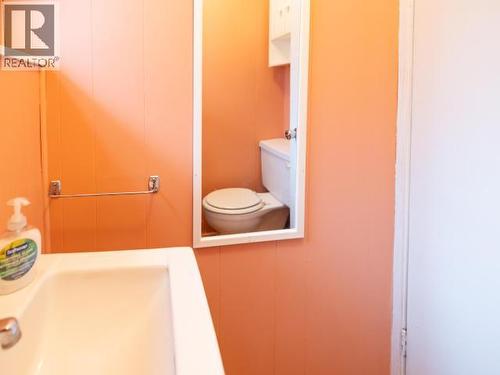 3571 Mackenzie Ave, Powell River, BC - Indoor Photo Showing Other Room