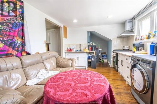 1840 Balfour Boulevard, Windsor, ON - Indoor