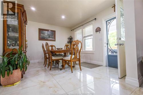 1840 Balfour Boulevard, Windsor, ON - Indoor Photo Showing Dining Room