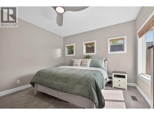 primary - 4588 Raymer Road, Kelowna, BC - Indoor Photo Showing Bedroom