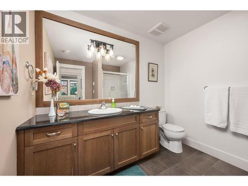 333 Longspoon Drive Unit# 19, Vernon, BC - Indoor Photo Showing Bathroom