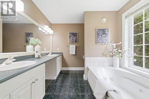 155 Whitehead Street, Alderville First Nation, ON - Indoor Photo Showing Bathroom
