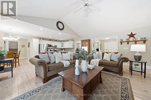155 Whitehead Street, Alderville First Nation, ON - Indoor Photo Showing Living Room