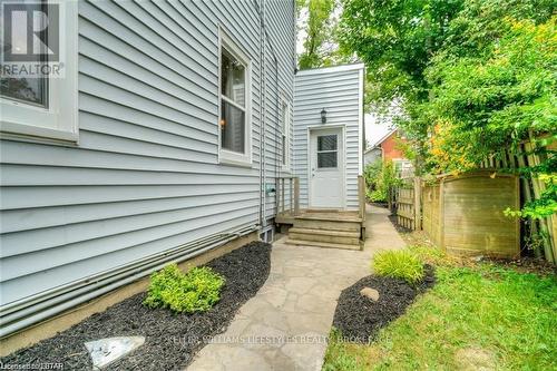 492 Emery Street E, London South (South F), ON - Outdoor