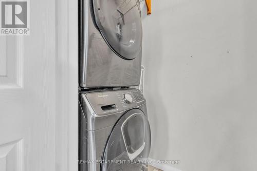 73 Fitzgerald Drive, Cambridge, ON - Indoor Photo Showing Laundry Room