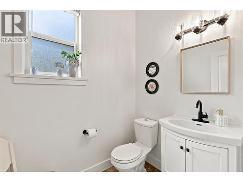130 Colebrook Road Unit# 88, Kamloops, BC - Indoor Photo Showing Bathroom