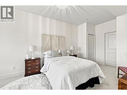 130 Colebrook Road Unit# 88, Kamloops, BC - Indoor Photo Showing Bedroom