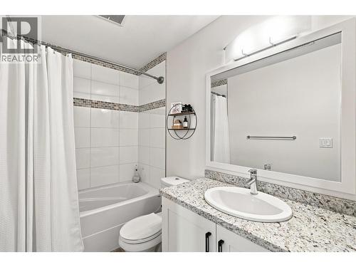 130 Colebrook Road Unit# 88, Kamloops, BC - Indoor Photo Showing Bathroom