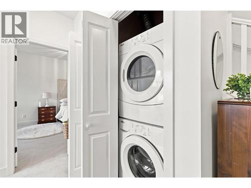 130 Colebrook Road Unit# 88, Kamloops, BC - Indoor Photo Showing Laundry Room
