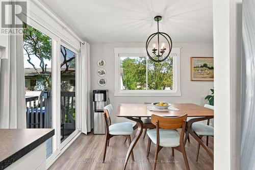 22 Western Avenue, Innisfil, ON - Indoor Photo Showing Dining Room