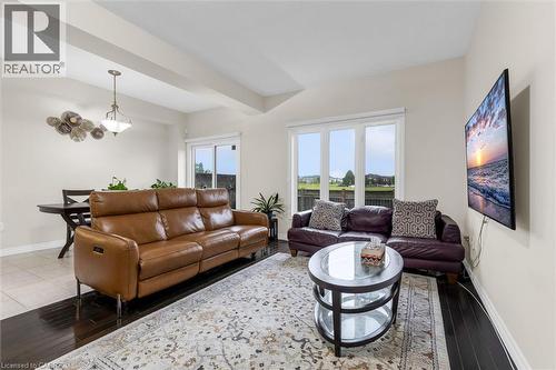 370 Stonehenge Drive Unit# 13, Ancaster, ON - Indoor Photo Showing Living Room