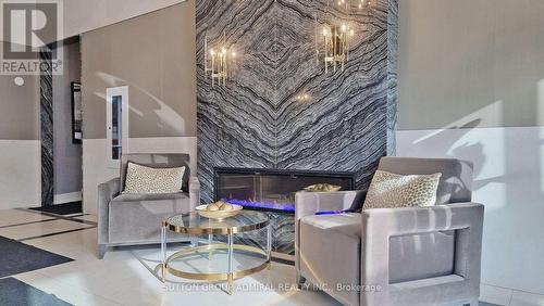 913 - 10 Gatineau Drive, Vaughan, ON - Indoor Photo Showing Other Room With Fireplace