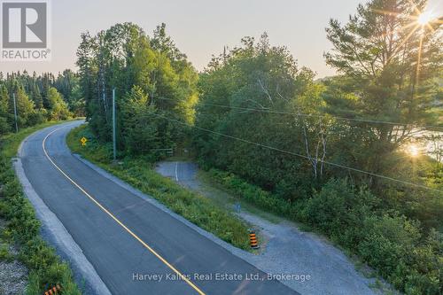 Entrance to 4154 Ravenscliffe - 4154 & 4191 Ravenscliffe Road, Huntsville (Stisted), ON 