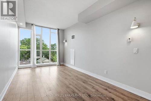 602 - 1638 Bloor Street W, Toronto, ON - Indoor Photo Showing Other Room
