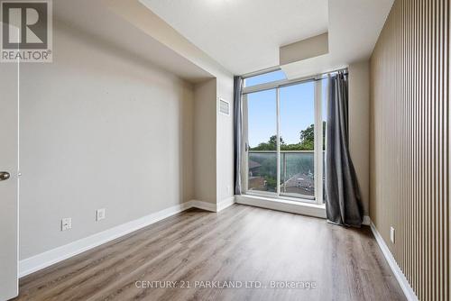 602 - 1638 Bloor Street W, Toronto, ON - Indoor Photo Showing Other Room