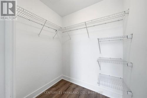 602 - 1638 Bloor Street W, Toronto, ON - Indoor With Storage