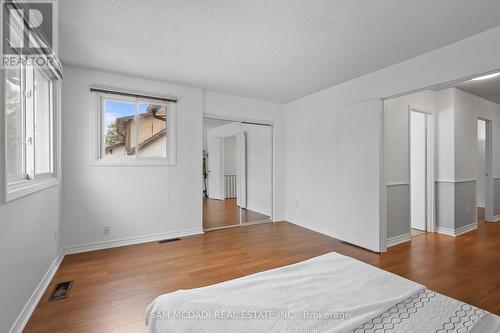2640 Canberra Road, Mississauga, ON - Indoor