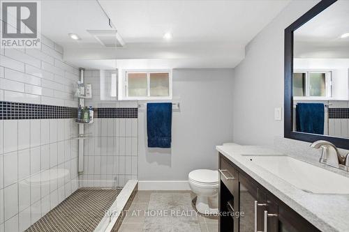 188 Queens Avenue, Toronto, ON - Indoor Photo Showing Bathroom