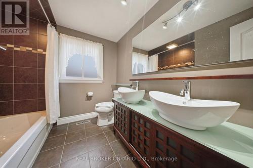 3157 Palmer Drive, Burlington, ON - Indoor Photo Showing Bathroom