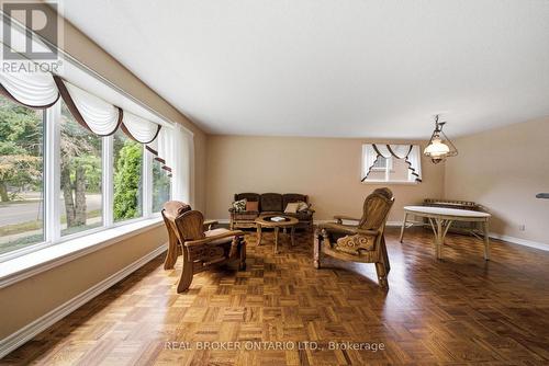 3157 Palmer Drive, Burlington, ON - Indoor Photo Showing Other Room