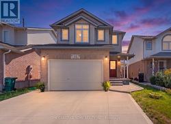43 COTTON GRASS ST STREET  Kitchener, ON N2E 3T7
