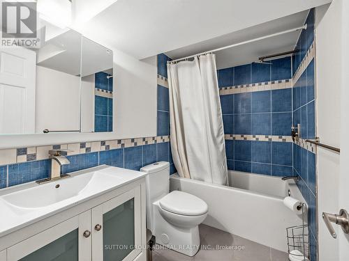 4 piece basement bathroom - 246 Ellis Avenue, Toronto, ON - Indoor Photo Showing Bathroom