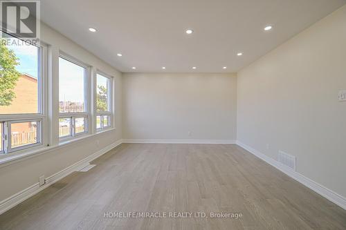 125 - 6466 Finch Avenue W, Toronto, ON - Indoor Photo Showing Other Room