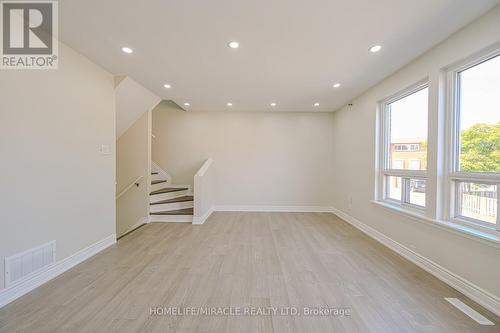 125 - 6466 Finch Avenue W, Toronto, ON - Indoor Photo Showing Other Room