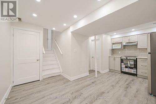 125 - 6466 Finch Avenue W, Toronto, ON - Indoor
