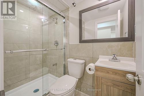 125 - 6466 Finch Avenue W, Toronto, ON - Indoor Photo Showing Bathroom