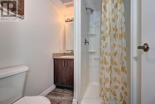 209F - 275 Larch Street, Waterloo, ON - Indoor Photo Showing Bathroom